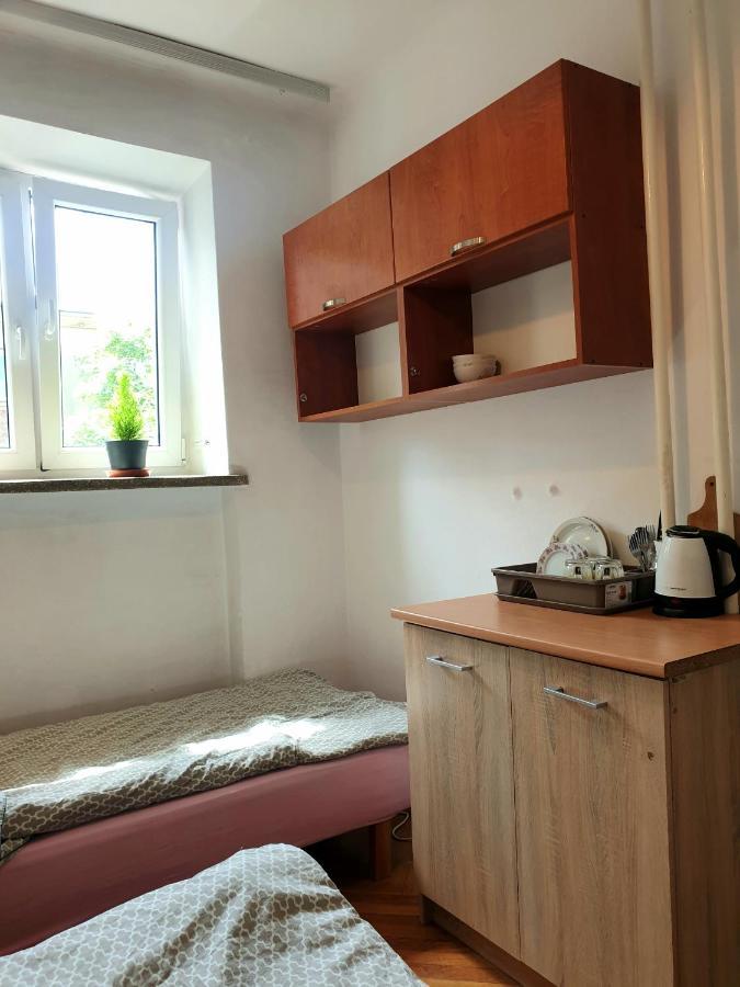 Rooms By Kino Femina Warszawa Zewnętrze zdjęcie