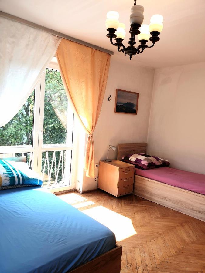 Rooms By Kino Femina Warszawa Zewnętrze zdjęcie